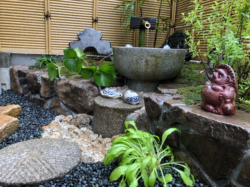 お庭作り完成しました 坪井造園の花時期日記